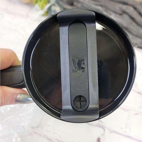 NIB Stanley 40 oz Quencher H2.0 FlowState Tumbler Neon Collection: Neon … - Picture 2 of 15